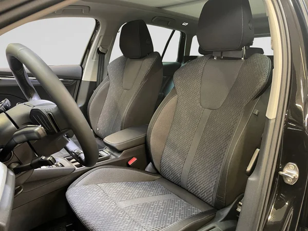 SKODA Octavia Combi (2024) — foto 14 van 15
