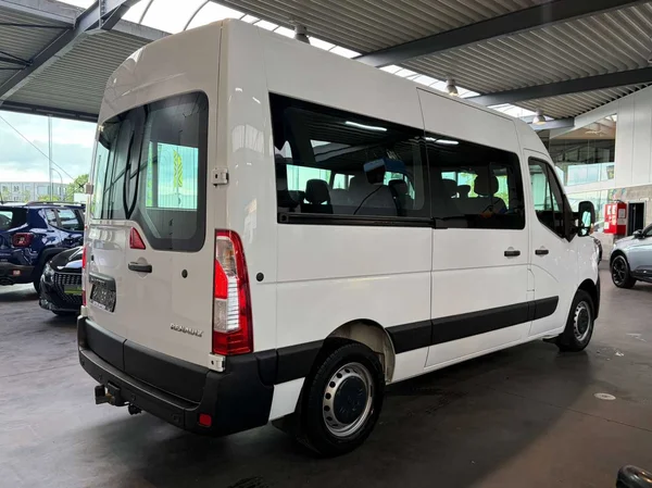 Renault Master (2021) — foto 10 van 16