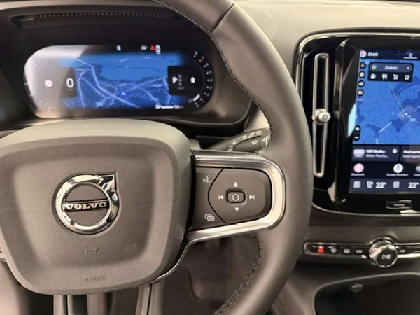 Volvo XC40 — foto 10 van 22
