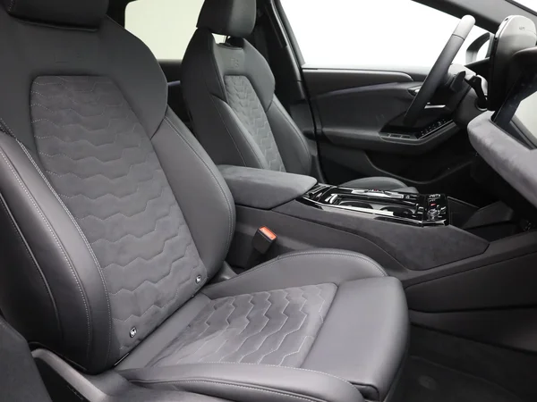 AUDI A6 Sportback e-tron (2026) — foto 11 van 23