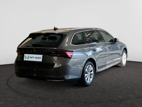 SKODA Octavia Combi (2025) — foto 12 van 24