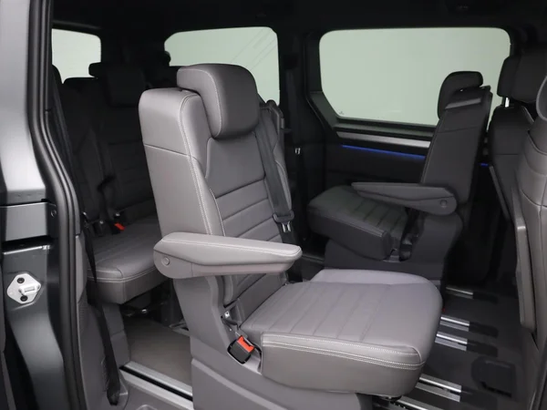 VOLKSWAGEN Multivan T7 Long eHybrid (PHEV) (2026) — foto 25 van 25