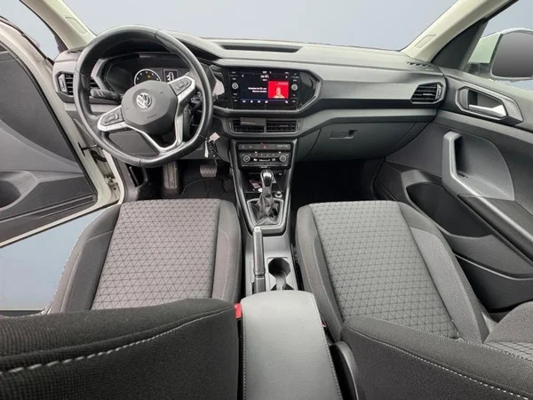 VOLKSWAGEN T-Cross (2019) — foto 4 van 26