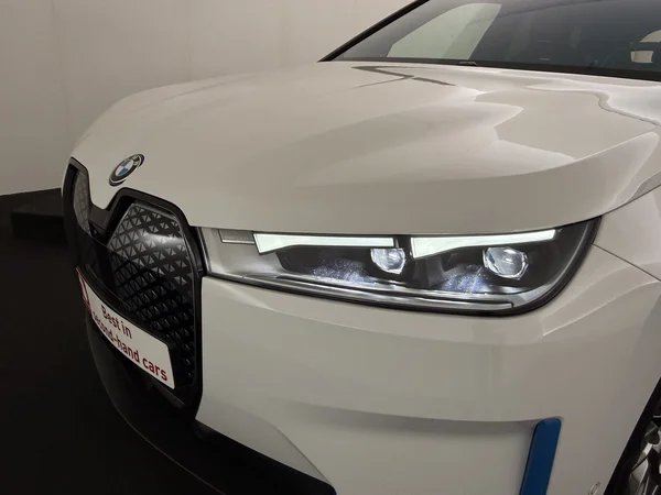 BMW iX (2022) — foto 26 van 32