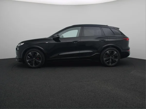 AUDI Q6 e-tron (2026) — foto 18 van 21