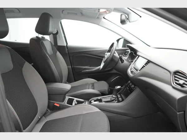 OPEL Grandland X (2019) — foto 13 van 25