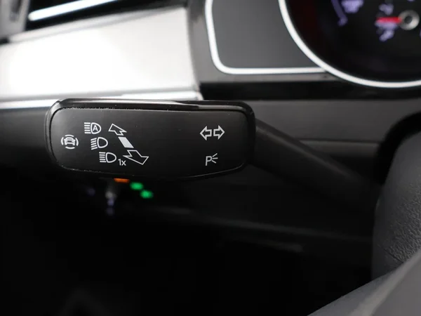 Volkswagen Passat (2022) — foto 13 van 30