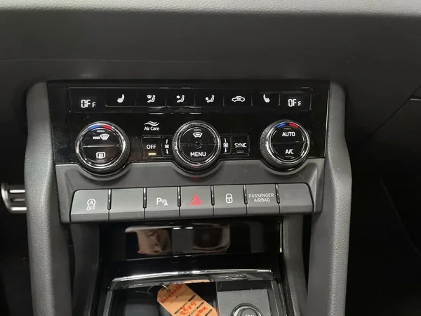 Škoda Karoq (2026) — foto 13 van 22