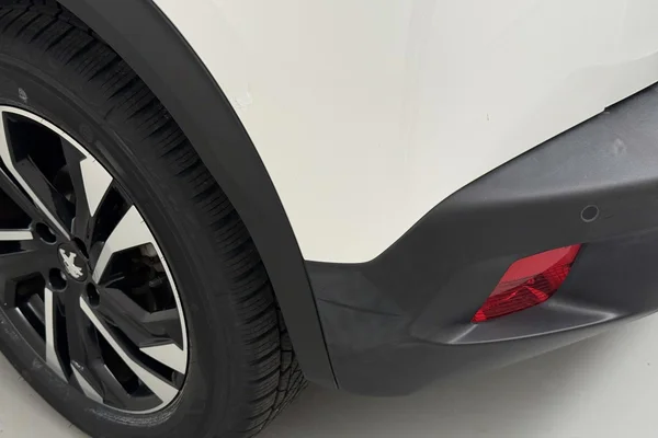 Peugeot 2008 (2020) — foto 19 van 34