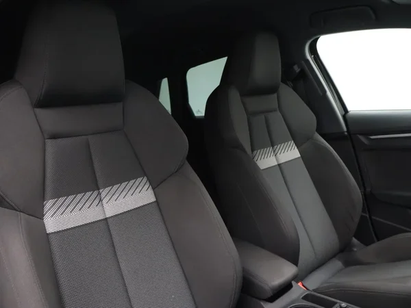 Audi A3 (2021) — foto 7 van 28