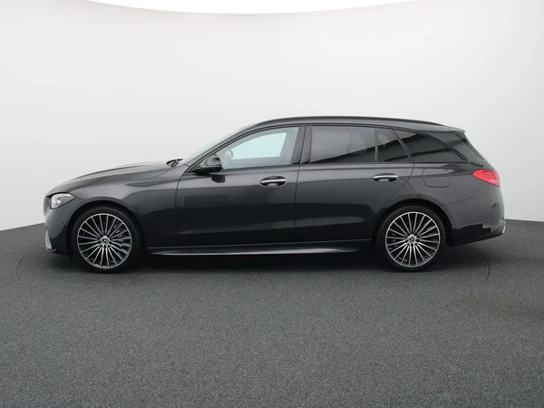 Mercedes-Benz C-Klasse (2026) — foto 24 van 29