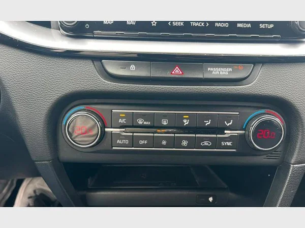 Kia XCEED (2023) — foto 14 van 25