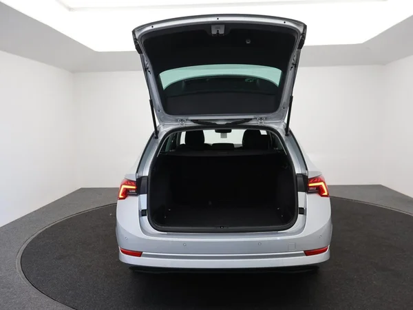 SKODA Octavia SW (2024) — foto 19 van 29