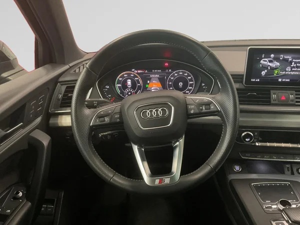 AUDI Q5 PHEV (2021) — foto 4 van 22