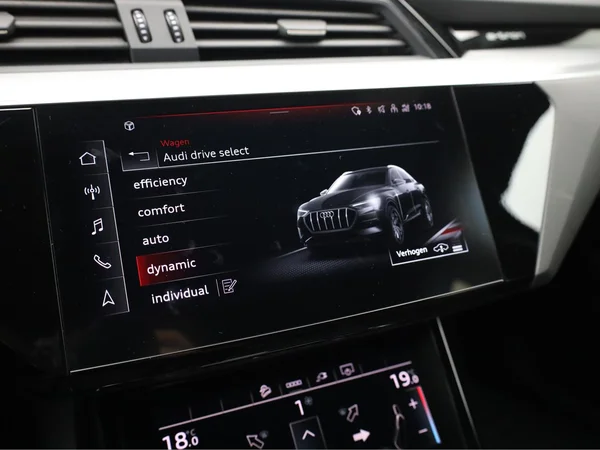 AUDI e-tron Sportback (2021) — foto 15 van 25