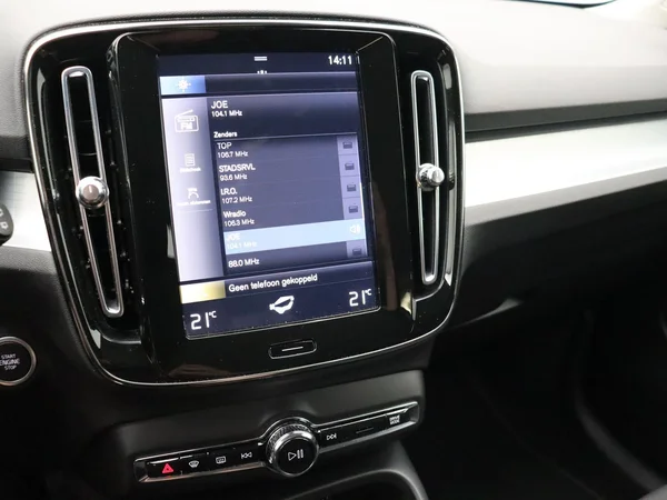 Volvo XC40 (2022) — foto 6 van 26