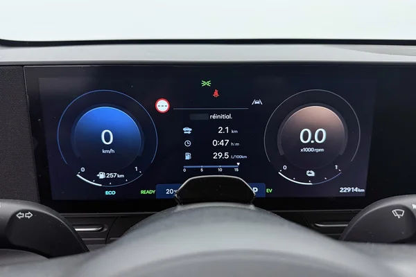 Hyundai Kona HEV (2025) — foto 2 van 35