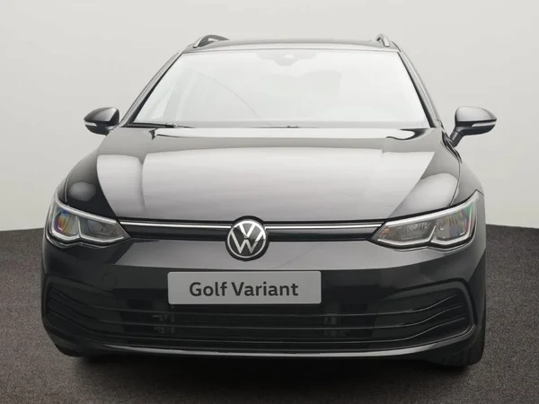 VOLKSWAGEN Golf VIII SW (2024) — foto 6 van 10