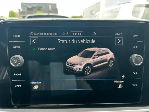 VOLKSWAGEN T-Roc (2022) — foto 15 van 26