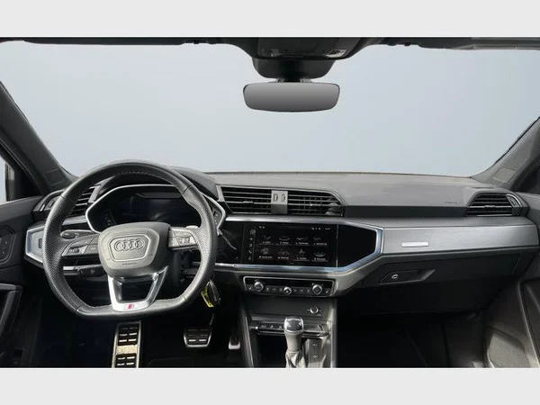 Audi Q3 Sportback (2024) — foto 2 van 28