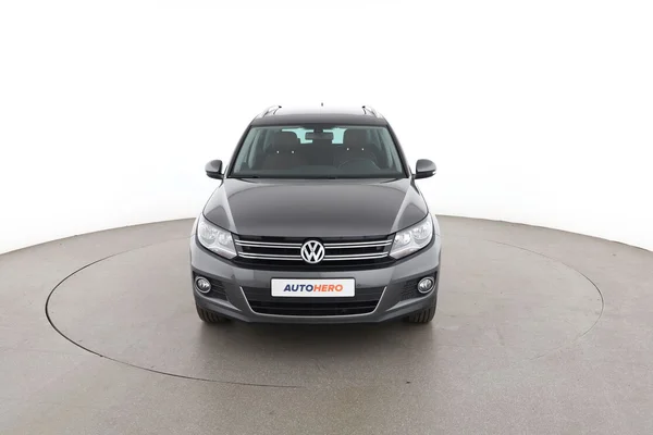 Volkswagen Tiguan (2016) — foto 15 van 16