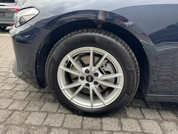 AUDI A5 Avant (2025) — foto 16 van 24