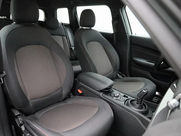 MINI Clubman (2022) — foto 30 van 41