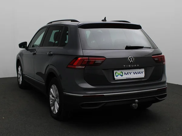 VOLKSWAGEN Tiguan Dsl (2022) — foto 17 van 22