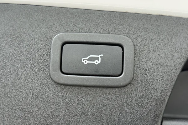 Jaguar E-Pace (2020) — foto 10 van 23
