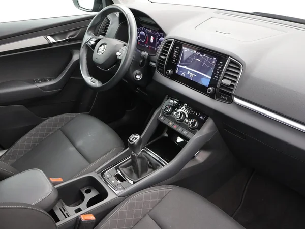 SKODA Karoq (2020) — foto 3 van 23