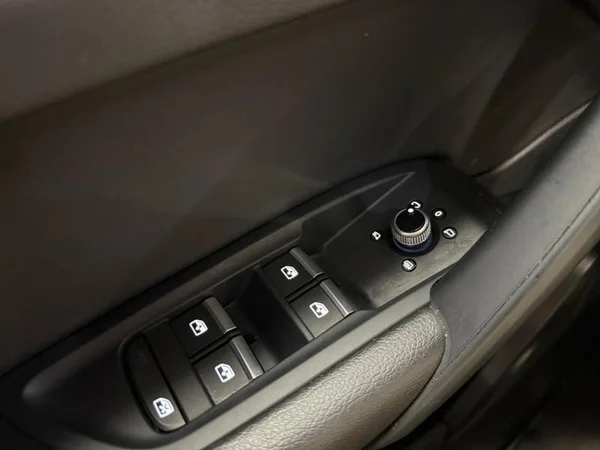 AUDI Q5 Dsl (2021) — foto 18 van 28
