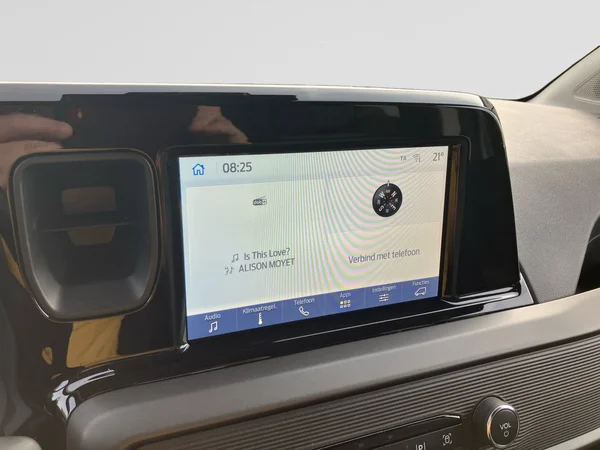 FORD Tourneo Courier (2025) — foto 11 van 25