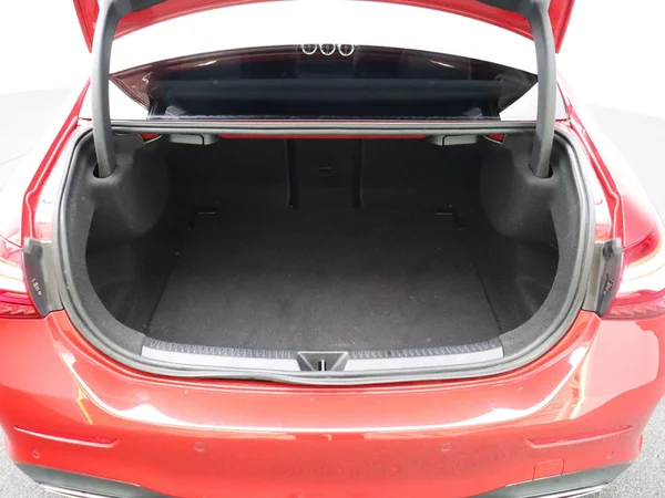 Mercedes-Benz A-Klasse (2023) — foto 21 van 32