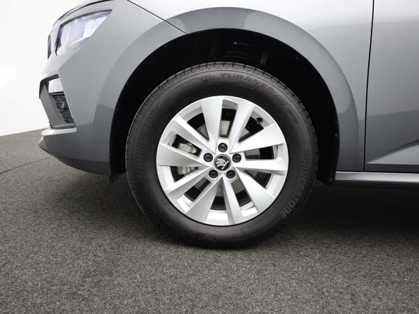 SKODA Kamiq (2026) — foto 5 van 19