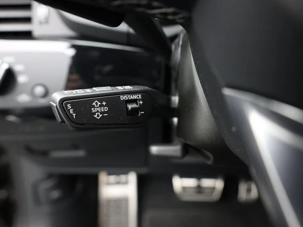 AUDI A4 Avant (2024) — foto 10 van 24