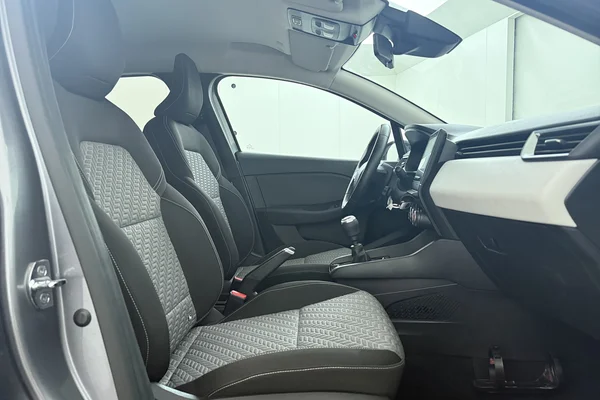 Renault Clio V (2023) — foto 17 van 19