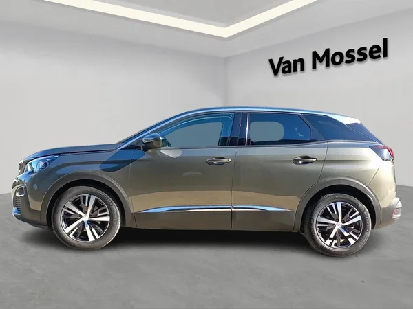 Peugeot 3008 (2020) — foto 14 van 18