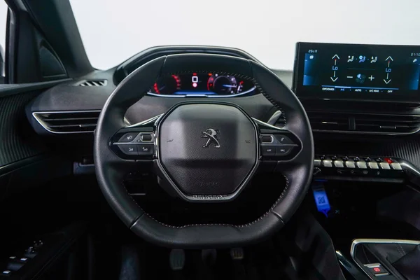 Peugeot 3008 (2024) — foto 9 van 49