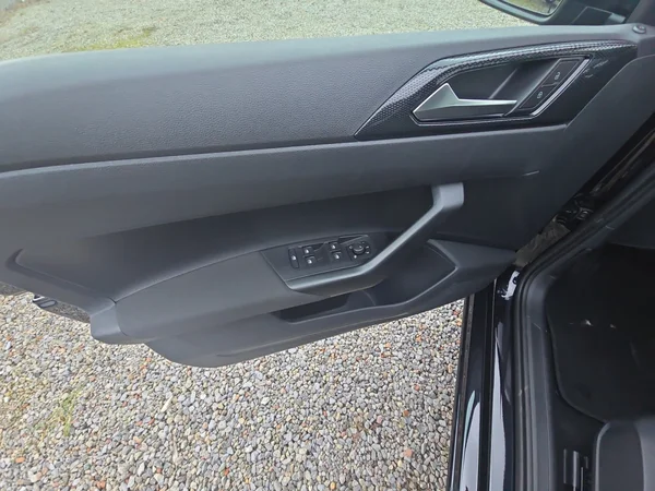 VOLKSWAGEN Polo (2026) — foto 14 van 24