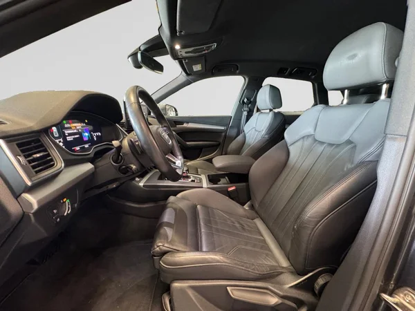 AUDI Q5 Dsl (2021) — foto 24 van 24