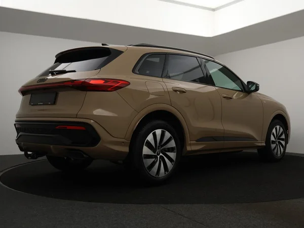 AUDI Q5 (2025) — foto 12 van 32