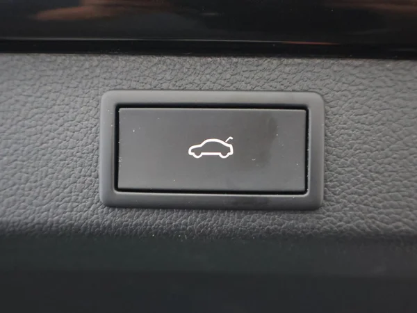 SKODA Superb Combi (2024) — foto 4 van 29