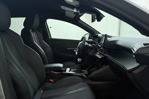 Peugeot 208 (2023) — foto 20 van 22