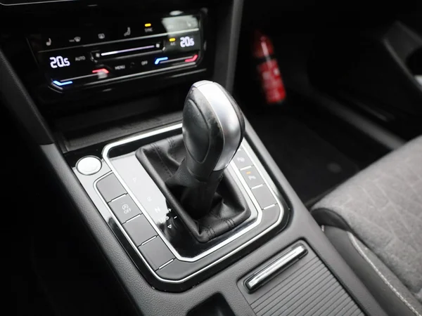 Volkswagen Passat (2022) — foto 19 van 44