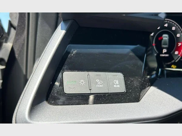 Audi S3 Sedan (2025) — foto 18 van 29
