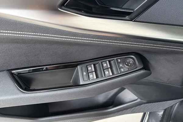 Renault Austral (2026) — foto 9 van 19