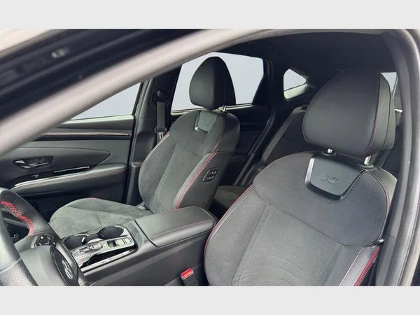 Hyundai TUCSON (2021) — foto 2 van 29