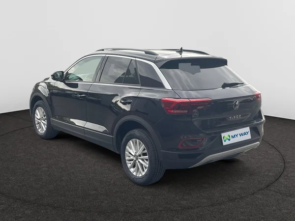 VOLKSWAGEN T-Roc (2023) — foto 15 van 21