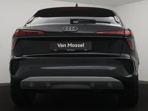 AUDI Q3 Sportback (2026) — foto 18 van 23