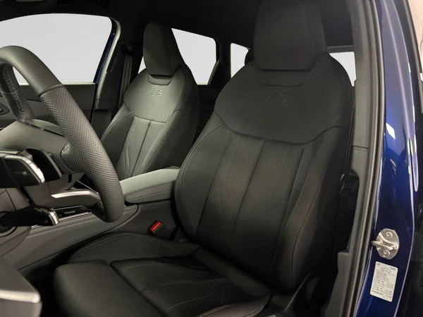 AUDI Q3 SUV (2025) — foto 14 van 15